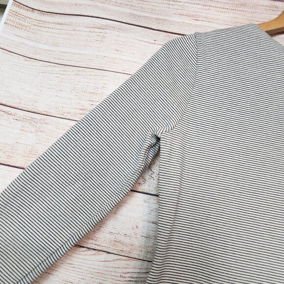 KATE SPADE Saturday Black Gray Asymmetric Neckline Slant Neck Top Size Small - Picture 4 of 13